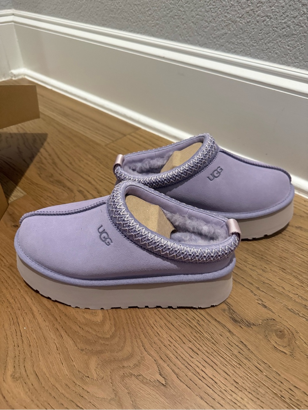 UGG Women's Lavender Slip-On Platform Clog